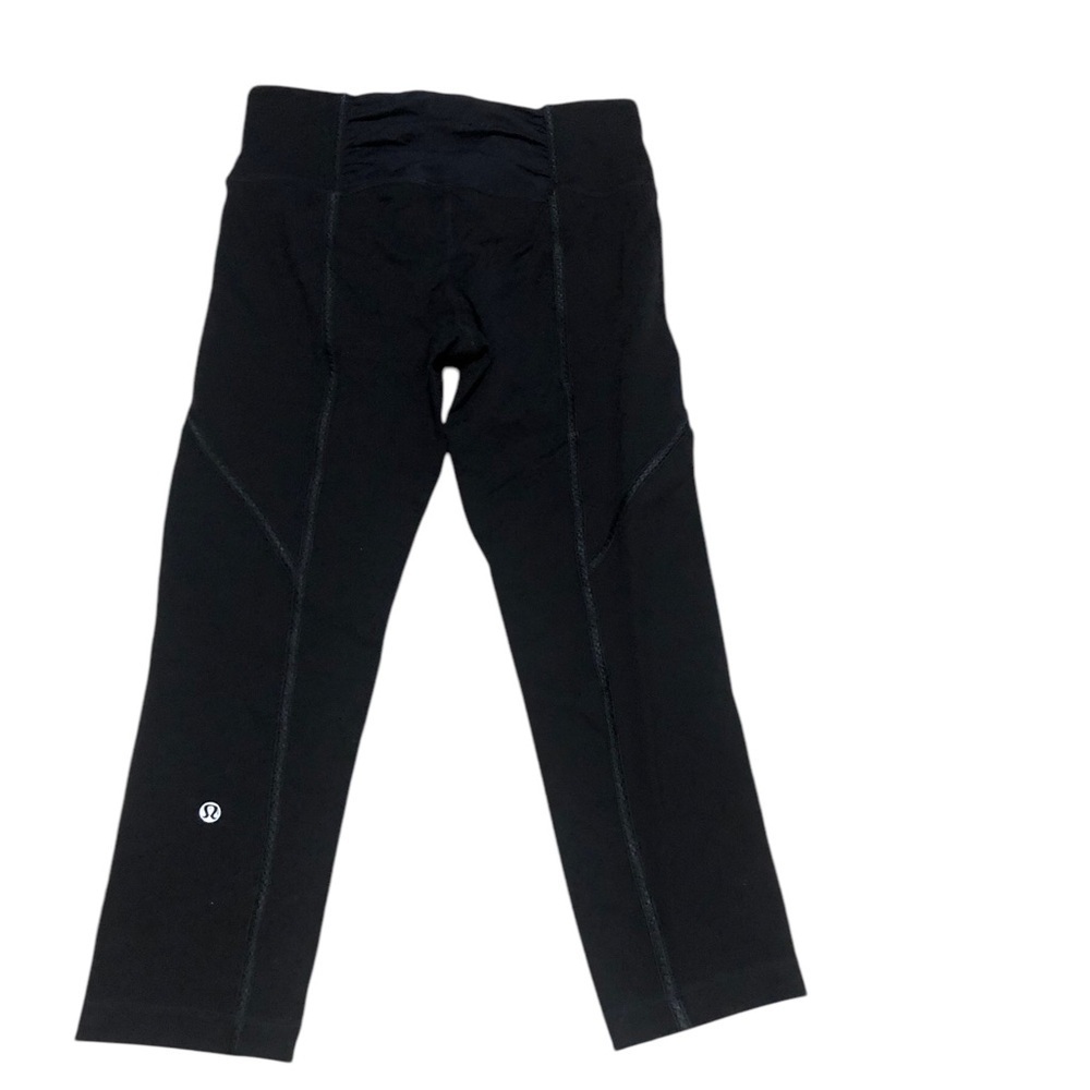 Lululemon Black Leggings crop inseam 20 inch